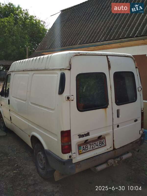 Грузовой фургон Ford Transit 1998 в Могилев-Подольске