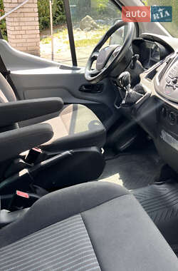 Мікроавтобус Ford Transit 2015 в 