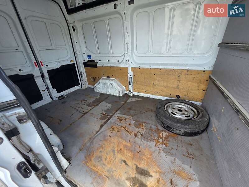 Грузовой фургон Ford Transit 2016 в Тернополе