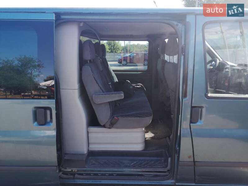 Микроавтобус Ford Transit 2002 в Кривом Роге