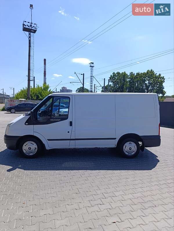 Вантажний фургон Ford Transit 2011 в Києві