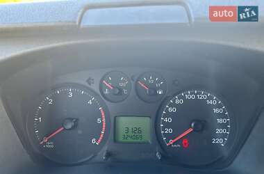 Вантажний фургон Ford Transit 2010 в 