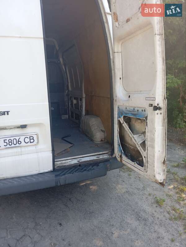 Грузовой фургон Ford Transit 2004 в Шепетовке