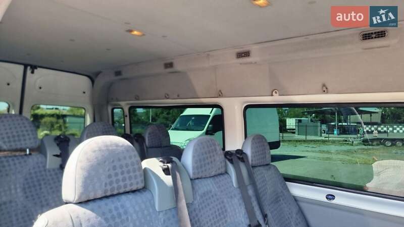 Микроавтобус Ford Transit 2008 в Староконстантинове