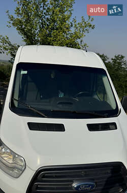 Вантажопасажирський фургон Ford Transit 2016 в 