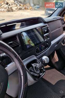 Мікроавтобус Ford Transit 2013 в 