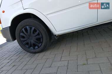 Микроавтобус Ford Transit 2000 в 