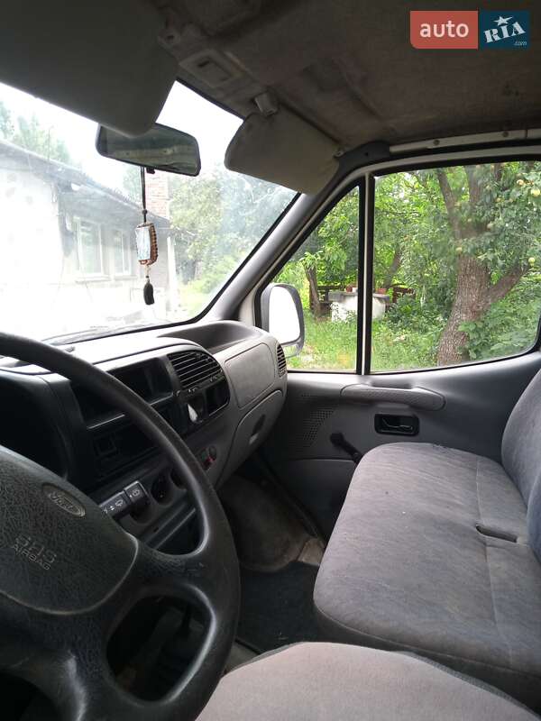 Вантажний фургон Ford Transit 2000 в Калуші