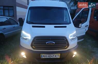 Грузовой фургон Ford Transit 2015 в 