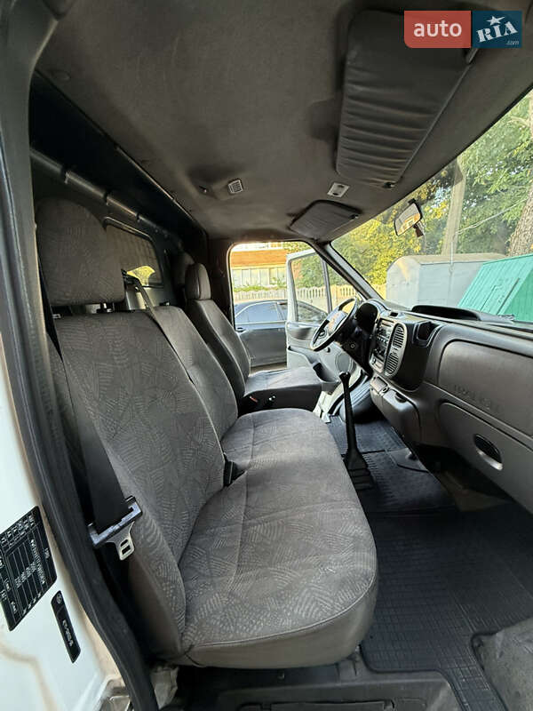 Вантажний фургон Ford Transit 2005 в Іванові