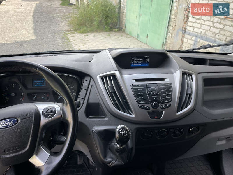 Грузовой фургон Ford Transit 2016 в Ковеле