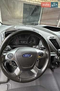 Грузовой фургон Ford Transit 2017 в 