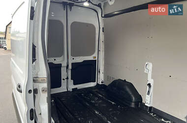 Грузовой фургон Ford Transit 2021 в 