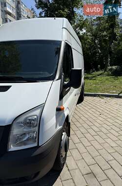 Грузовой фургон Ford Transit 2013 в 