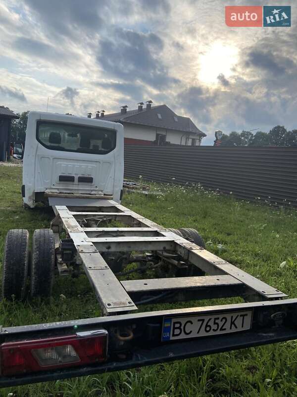Борт Ford Transit 2015 в Стрию