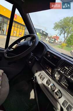 Вантажний фургон Ford Transit 1995 в 