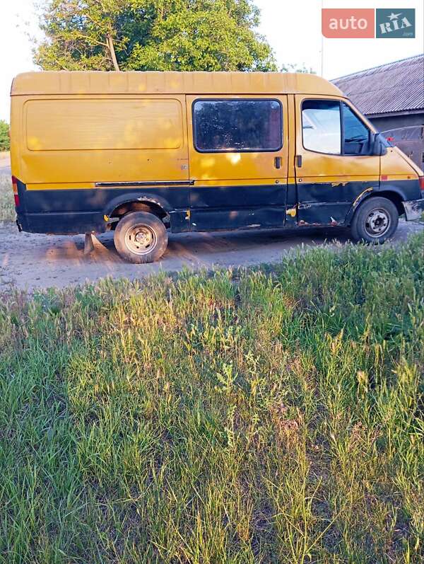Микроавтобус Ford Transit 1990 в Ширяево