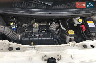 Грузовой фургон Ford Transit 2005 в 