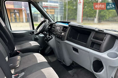 Грузовой фургон Ford Transit 2008 в 