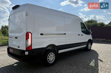 Грузовой фургон Ford Transit 2020 в 