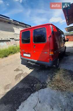 Микроавтобус Ford Transit 2000 в 