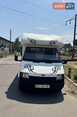 Дом на колесах Ford Transit 1999 в 