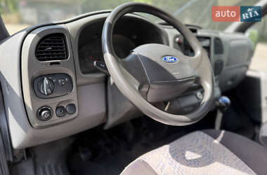 Микроавтобус Ford Transit 2005 в 