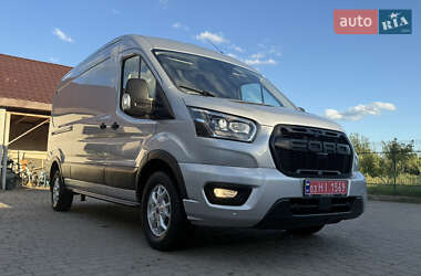Грузовой фургон Ford Transit 2022 в 