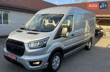 Грузовой фургон Ford Transit 2022 в 