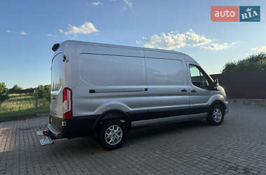 Грузовой фургон Ford Transit 2022 в 