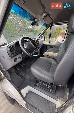 Вантажний фургон Ford Transit 1999 в 