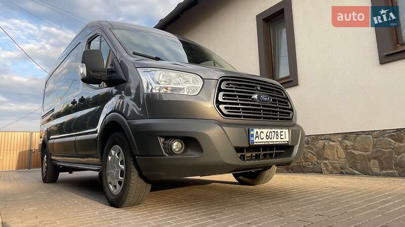 Грузовой фургон Ford Transit 2015 в Маневичах