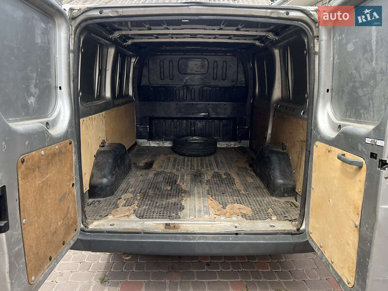 Вантажний фургон Ford Transit 2008 в Старокостянтинові
