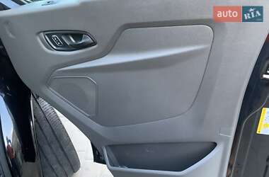 Грузовой фургон Ford Transit 2019 в 