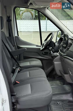 Грузовой фургон Ford Transit 2020 в 