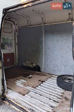 Вантажний фургон Ford Transit 2005 в 