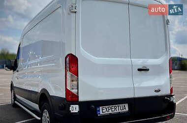 Грузовой фургон Ford Transit 2021 в 