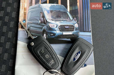 Грузовой фургон Ford Transit 2021 в 