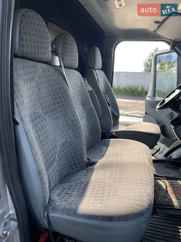 Вантажний фургон Ford Transit 2011 в Коростені фото 3 Вантажний фургон Ford Transit 2011 в Коростені