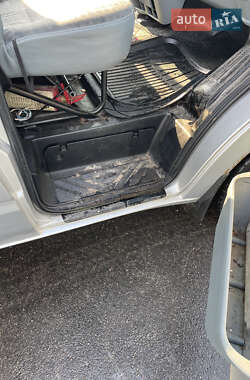 Грузовой фургон Ford Transit 2011 в 