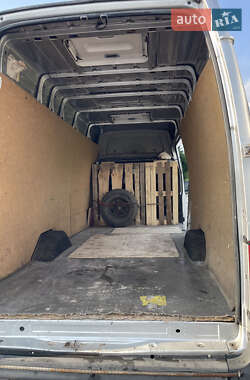 Грузовой фургон Ford Transit 2011 в 