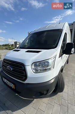 Грузовой фургон Ford Transit 2019 в 