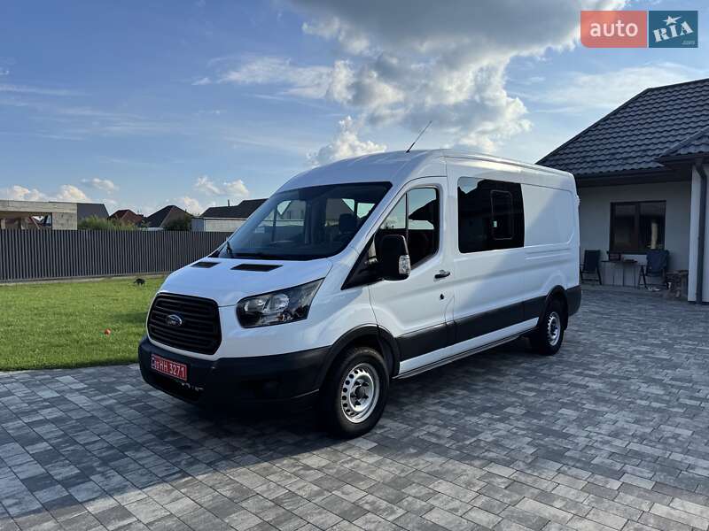 Микроавтобус Ford Transit 2018 в 