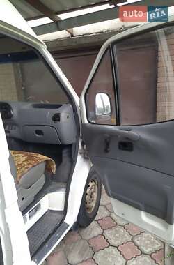Грузовой фургон Ford Transit 1999 в 
