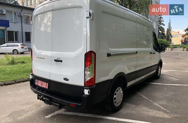 Грузовой фургон Ford Transit 2022 в 