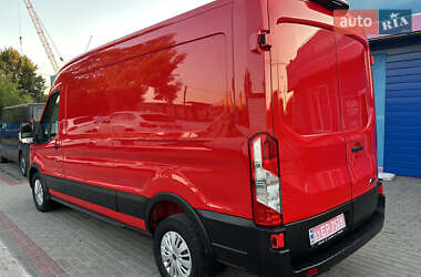 Грузовой фургон Ford Transit 2020 в 