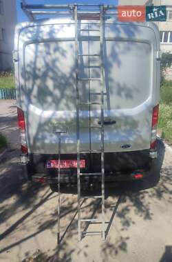 Грузовой фургон Ford Transit 2019 в 