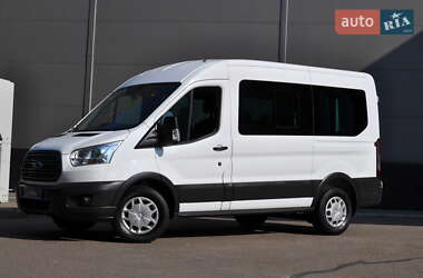 Микроавтобус Ford Transit 2017 в Киеве