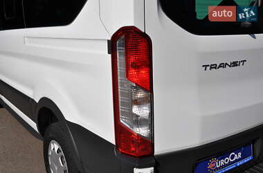 Микроавтобус Ford Transit 2017 в 