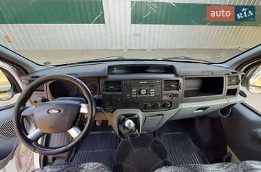Грузовой фургон Ford Transit 2012 в 